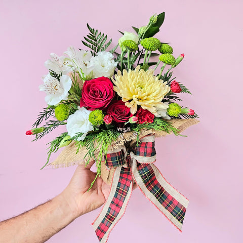 christmas luxury flower arrangement