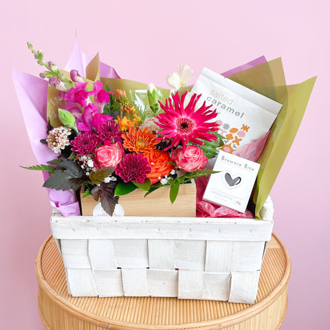 gift pack delivery tauranga fresh flowers