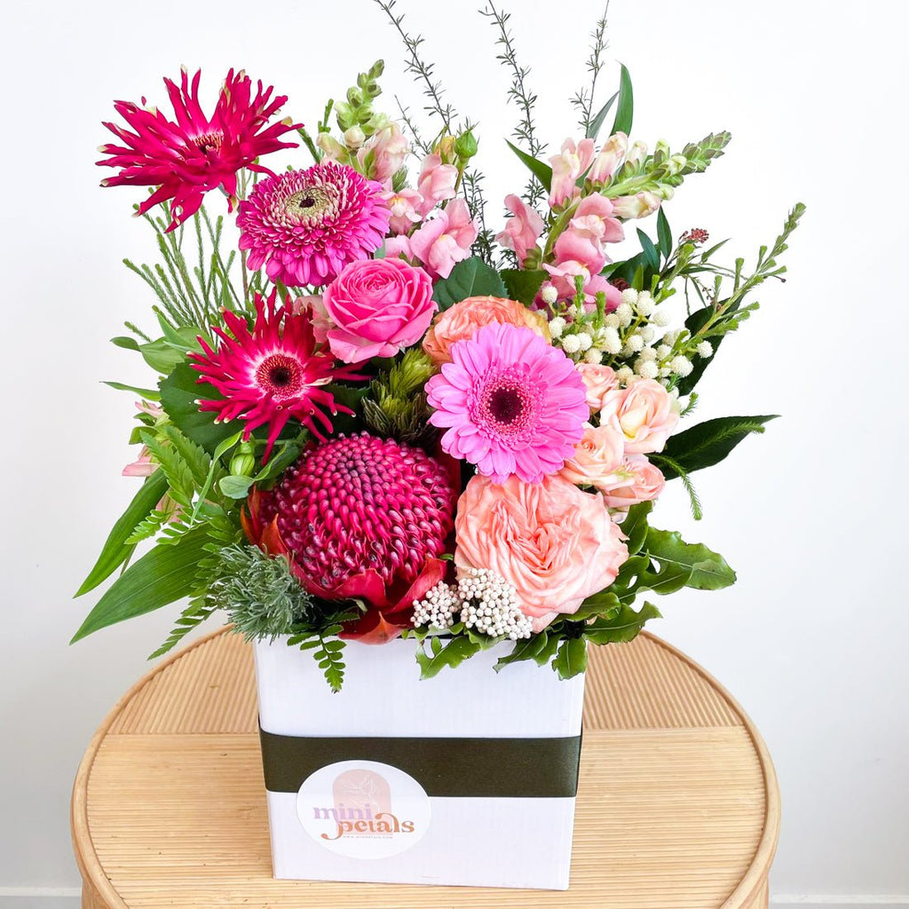 Deluxe | Boxed Arrangement - Mini Petals Florist
