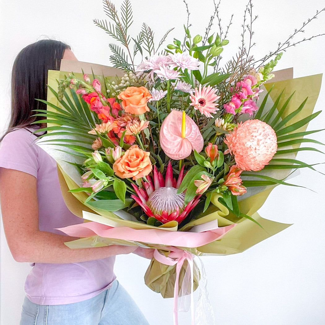 deluxe flower bouquet tauranga