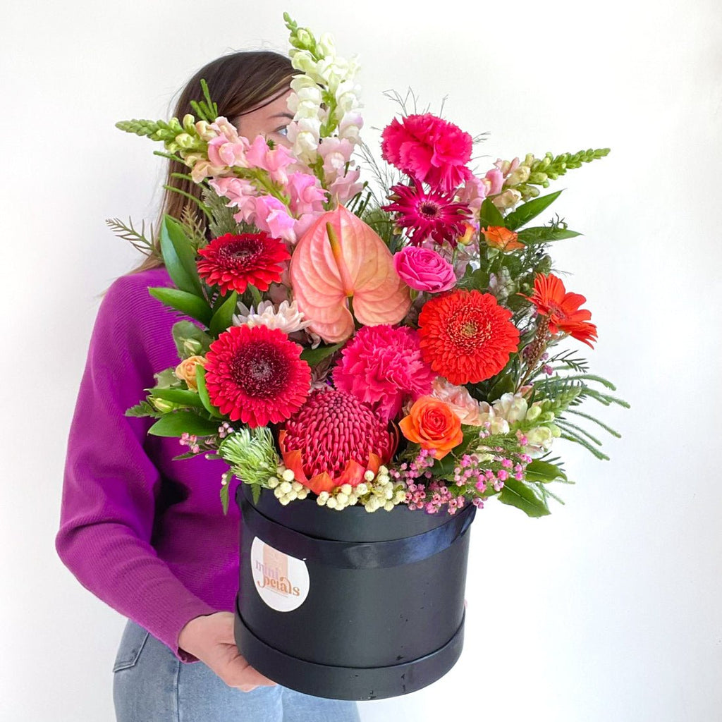 Magnum | Hat Box Arrangement - Mini Petals Florist